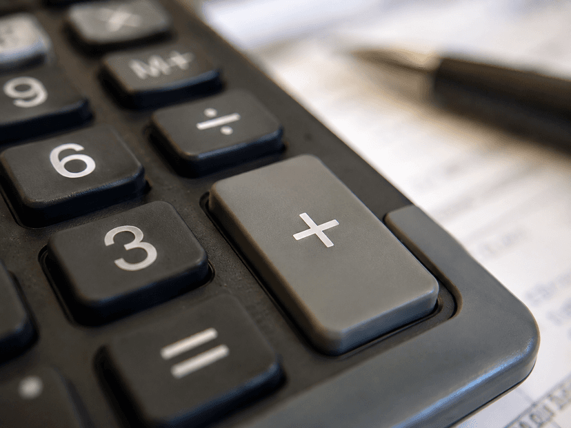 GIC Compound Interest Calculator: Calculate Growth and Maturity Value